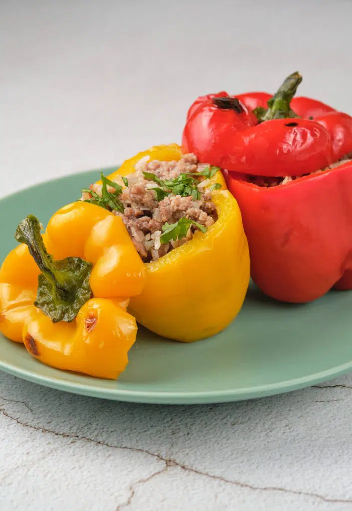 Bulgarian Stuffed Peppers 𣏕 Palneni Chushki Recipe - Cook Gem