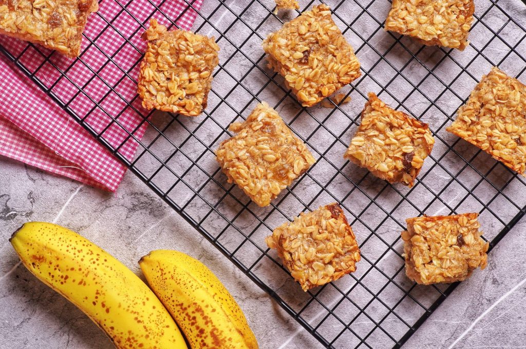 Simple Snackable Low FODMAP Protein Bar