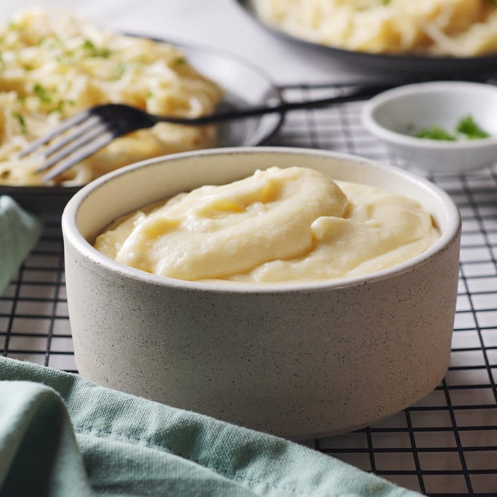 Simple Alfredo Sauce Without Heavy Cream