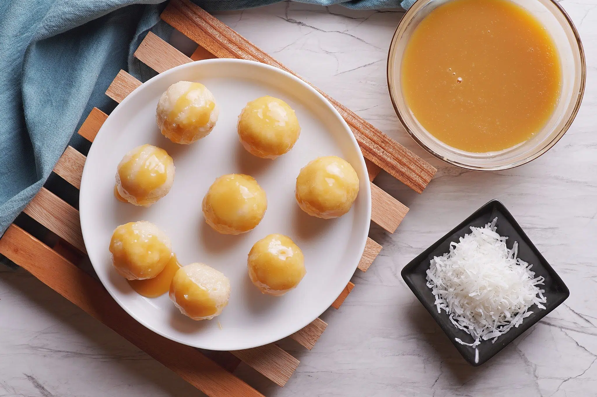 Easy Cuban Coconut Balls