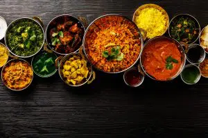 Indian food Curry butter chicken, Palak Paneer, Chiken Tikka, Bi