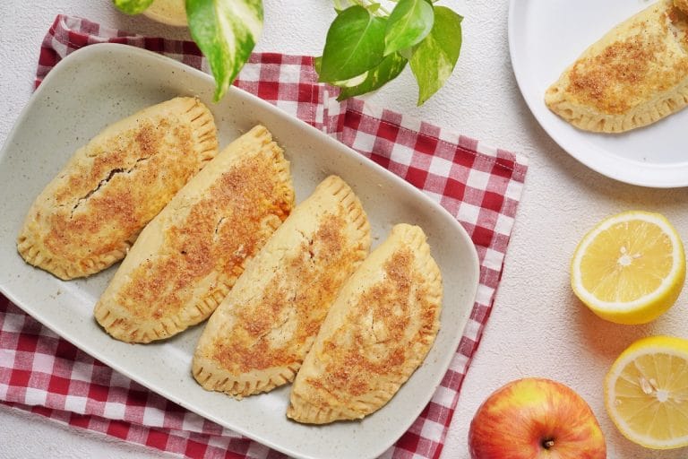 Simple Baked Apple Empanadas