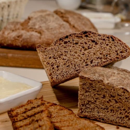 Simple Low FODMAP Sourdough Bread