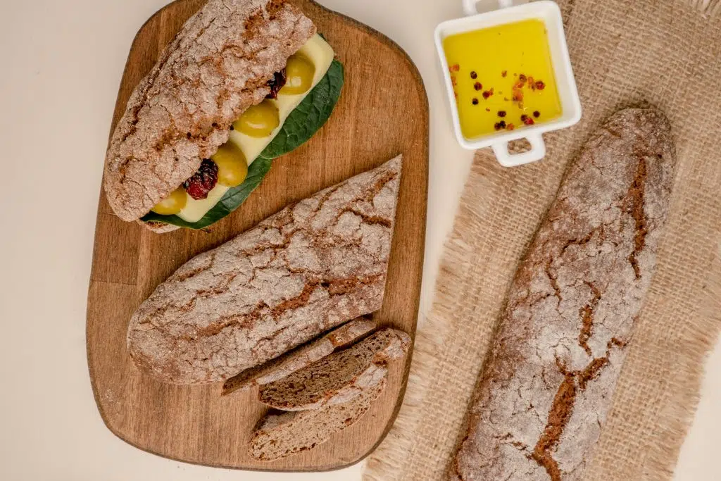 Easy Omani Bread (Khubz Ragag)