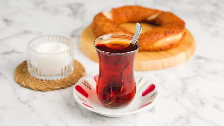 Simple Turkish Black Tea